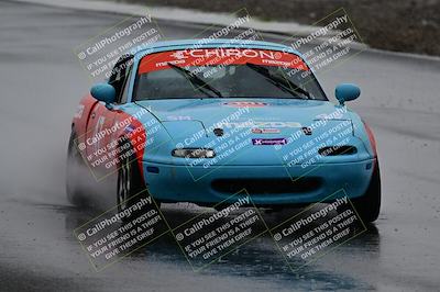 media/Nov-15-2025-CalClub SCCA (Sat) [[7bfa5a7151]]/Qualifying/Group 5/